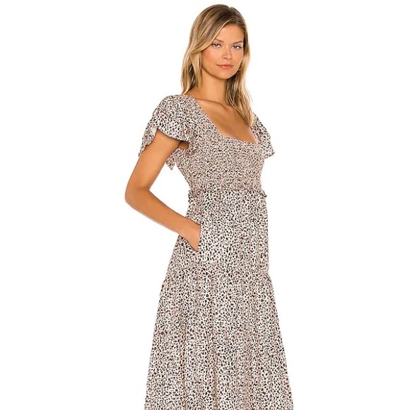 🎉 Host Pick✨ SOLDOUT BESTSELLER Revolve x Marjorelle “Jade” Dress Sahara Leo XL - Picture 3 of 9